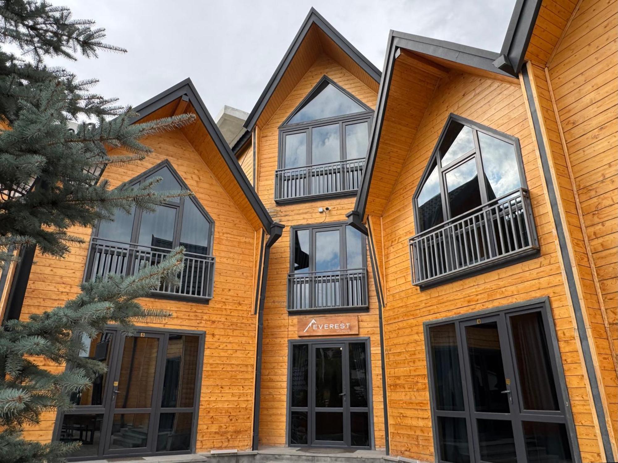 Everest Rest House Zaghkadsor Exterior foto